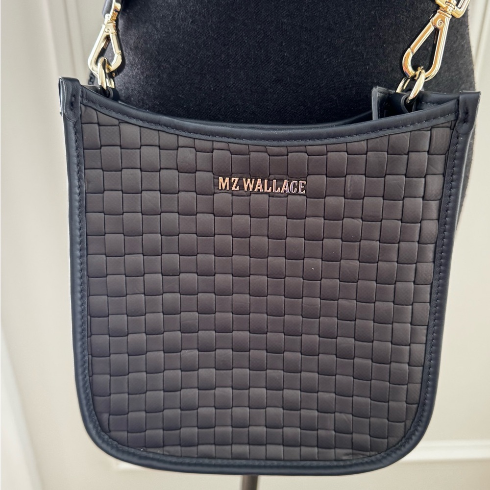 MZ WALLACE NEW MAGNET WOVEN BOX CROSSBODY BAG - Picture 4 of 15